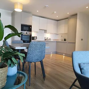  Apartment Modern And Stylish In Centre